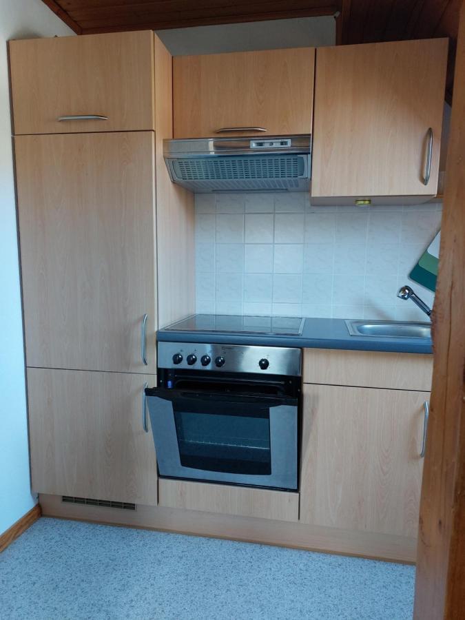 Dachgeschosswohnung Mit Burgblick In Kues แบร์นคาสเทล-คืสท์ ภายนอก รูปภาพ