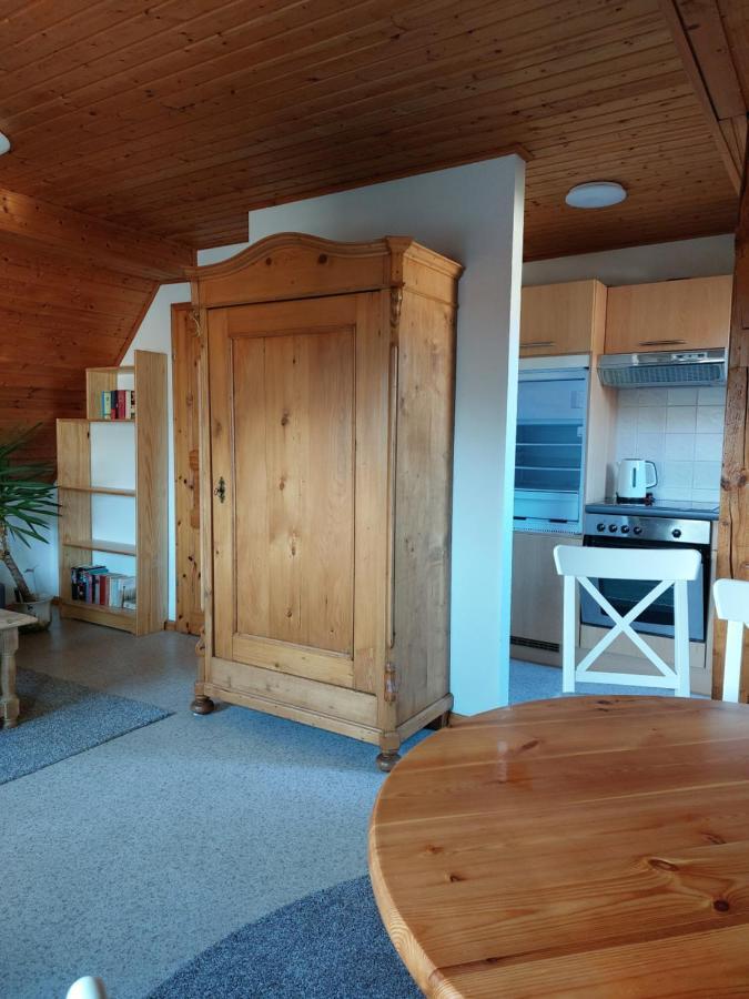 Dachgeschosswohnung Mit Burgblick In Kues แบร์นคาสเทล-คืสท์ ภายนอก รูปภาพ